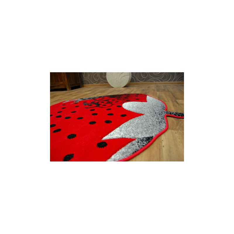 Dywan dziecięcy HAPPY C298 TRUSKAWKA czerwona 120x120cm Dywan dziecięcy HAPPY C298 TRUSKAWKA czerwona 120x120cm