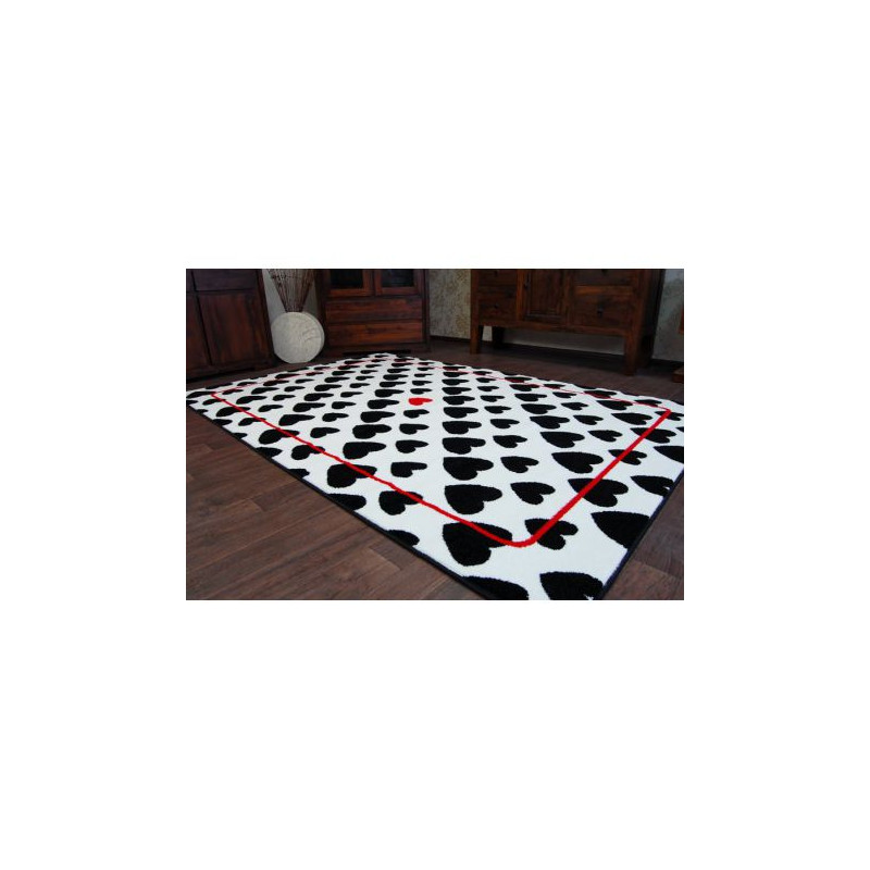 Dywan SKETCH - F755 krem/czarny - Serca 160x220cm Dywan SKETCH - F755 krem/czarny - Serca 160x220cm
