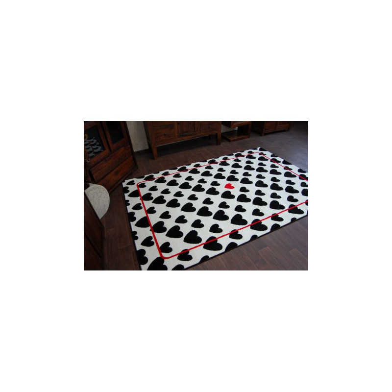 Dywan SKETCH - F755 krem/czarny - Serca 160x220cm Dywan SKETCH - F755 krem/czarny - Serca 160x220cm