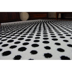 Dywan SKETCH - F762 krem/czarny - Kropki 140x190cm Dywan SKETCH - F762 krem/czarny - Kropki 140x190cm