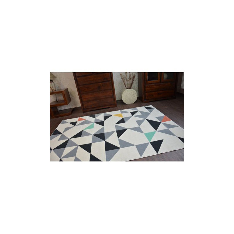 Dywan SCANDI 18214/763 - TRÓJKĄTY 80x150cm Dywan SCANDI 18214/763 - TRÓJKĄTY 80x150cm