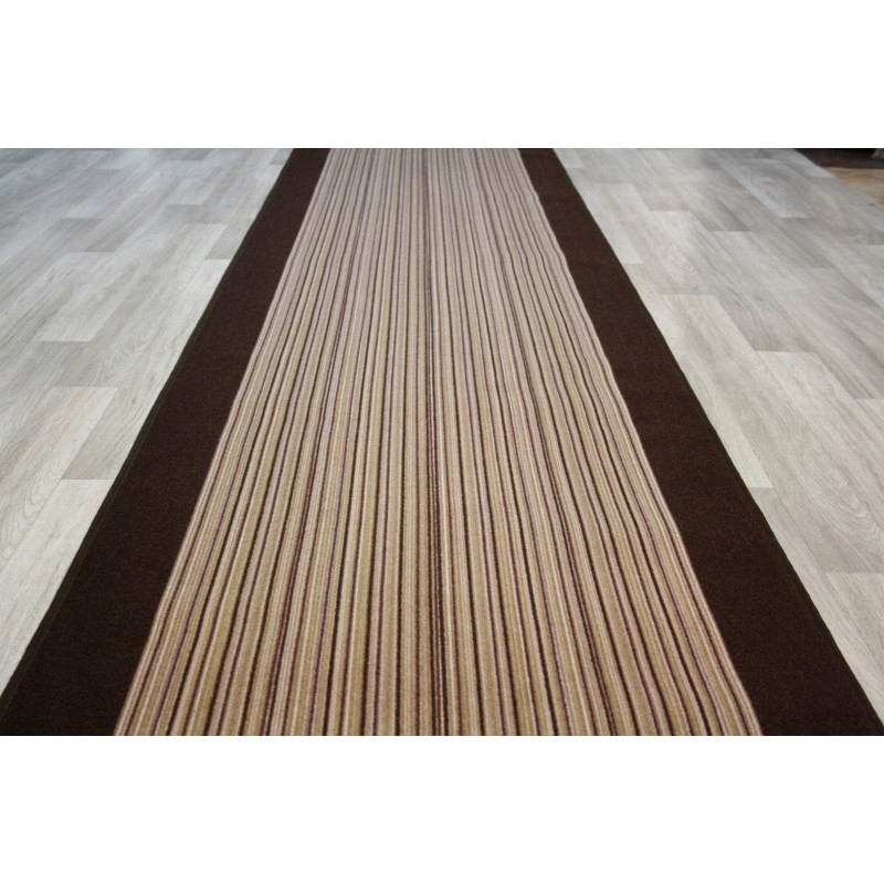 Chodnik antypoślizgowy Carnaby brąz pasy 67 cm