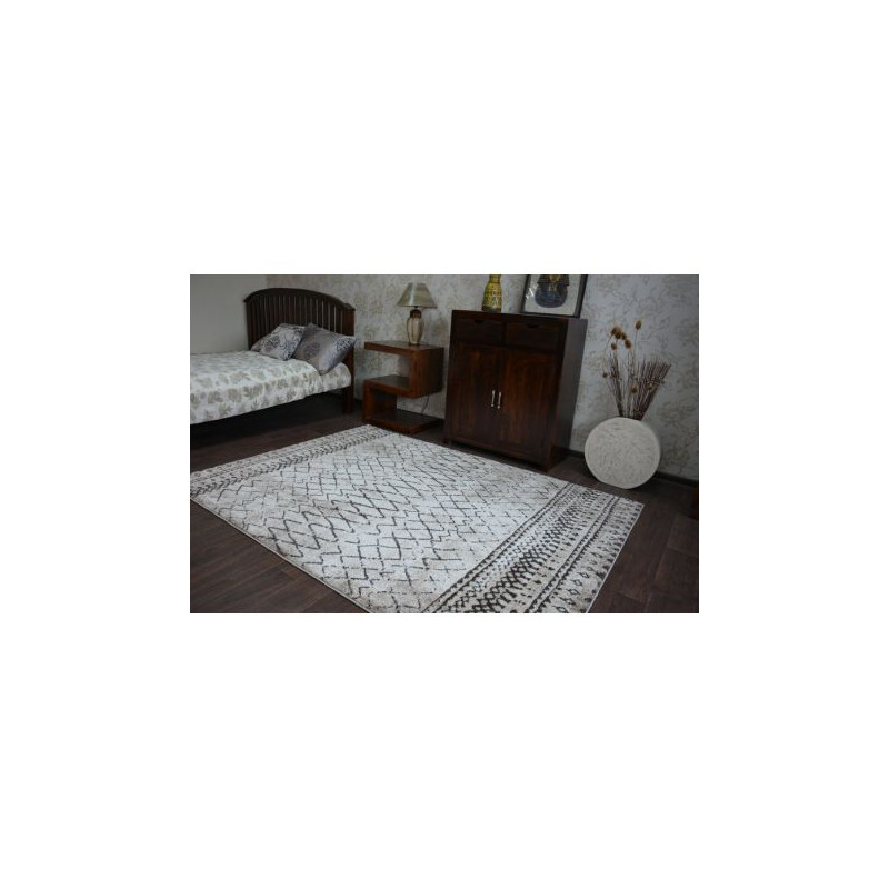 Dywan SHADOW 9890 l. beige / cream 280x370cm Dywan SHADOW 9890 l. beige / cream 280x370cm