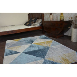 Dywan NORDIC TRIANGLE niebieski/krem G4584 240x330cm Dywan NORDIC TRIANGLE niebieski/krem G4584 240x330cm