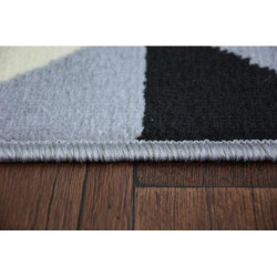 Dywan BCF BASE TRIANGLES 3813 TRÓJKĄTY czarny/szary 160x220cm Dywan BCF BASE TRIANGLES 3813 TRÓJKĄTY czarny/szary 160x220cm