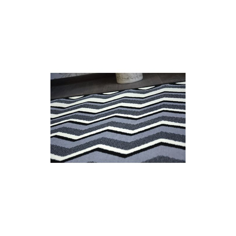 Dywan BCF BASE ZIGZAG 3812 ZYGZAK czarny/szary 140x190cm Dywan BCF BASE ZIGZAG 3812 ZYGZAK czarny/szary 140x190cm