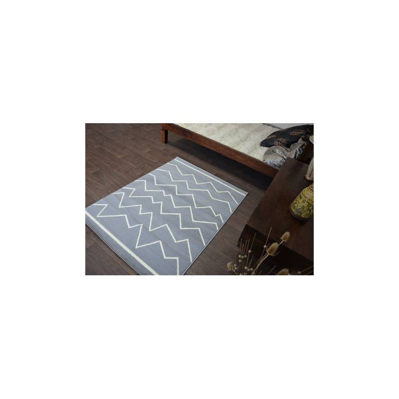 Dywan BCF BASE CROOKED 3962 ZYGZAK szary 140x190cm Dywan BCF BASE CROOKED 3962 ZYGZAK szary 140x190cm
