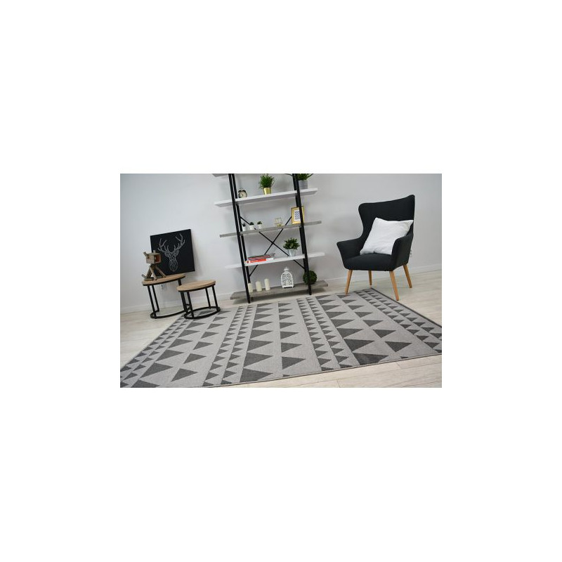 Dywan SENSE Micro 81243 TRÓJKĄTY srebrny/antracyt 160x230cm Dywan SENSE Micro 81243 TRÓJKĄTY srebrny/antracyt 160x230cm