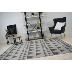 Dywan SENSE Micro 81243 TRÓJKĄTY srebrny/antracyt 200x290cm Dywan SENSE Micro 81243 TRÓJKĄTY srebrny/antracyt 200x290cm