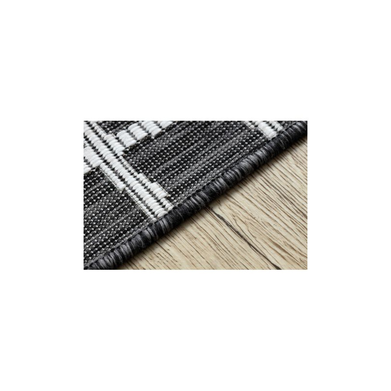Dywan SZNURKOWY SIZAL SION Kratka, Linie 22144 płaskie tkanie czarny / ecru 80x150cm Dywan SZNURKOWY SIZAL SION Kratka, Linie 22144 płaskie tkanie czarny / ecru 80x150cm