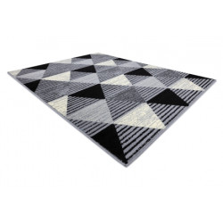 Dywan BCF BASE 3986 Geometric, trójkąty geometryczny szary / czarny 185x270cm