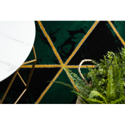 Dywan EMERALD ekskluzywny 1020 glamour, stylowy marmur, trójkąty butelkowa zieleń / złoty 240x330cm