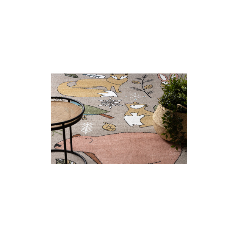 Dywan FUN Forester dla dzieci, zwierzęta, las beż 160x220cm Dywan FUN Forester dla dzieci, zwierzęta, las beż 160x220cm