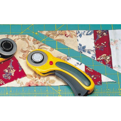 OLFA Nóż krążkowy z ostrzem o średnicy 60mm do cięcia tkanin, skóry naturalnej i sztucznej, papieru, folii, itp. Model RTY-3/DX