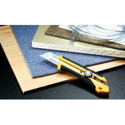 OLFA Nóż grupy Extra Heavy Duty z rękojeścią typy X-design wykonaną z polimeru wypełnionego włóknem szklanym z elastomerową, antypoślizgową wkładką. Model XH-1