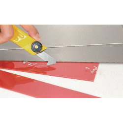 OLFA ostrza PB-800 Opakowanie jednostkowe zawiera 3 szt. ostrzy zapasowych PB-800 w plastikowym pudełku. Do noża P-800 i PC-L.