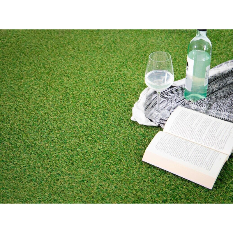 Kunstrasen Rasenteppich für außen Garten Balkon Terrasse meterware Intens Verde