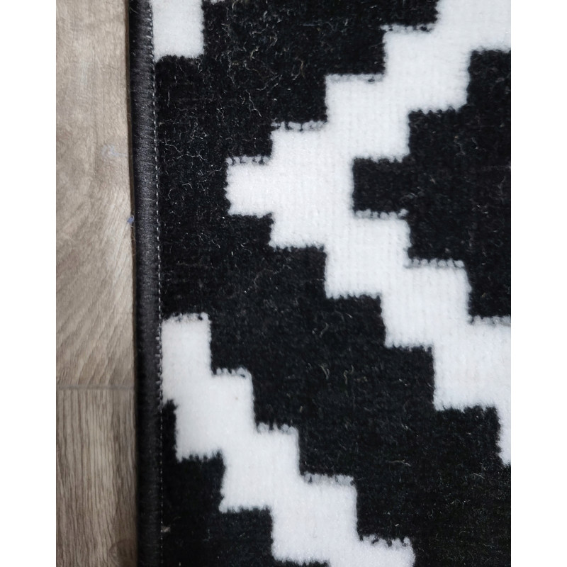 CHODNIK BCF OKAZJA! Karo 100x61cm ch-9 CHODNIK BCF OKAZJA! Karo 100x61cm ch-9