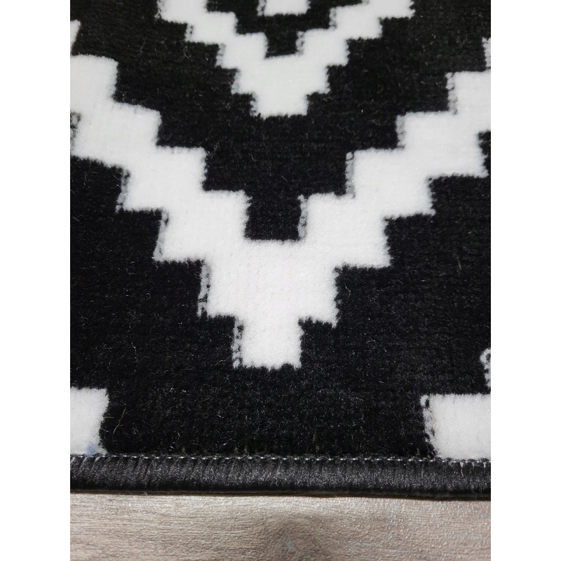 CHODNIK BCF OKAZJA! Karo 100x61cm ch-9 CHODNIK BCF OKAZJA! Karo 100x61cm ch-9