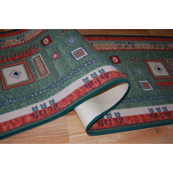 CHODNIK OKAZJA !! PODGUMOWANY szer 67CM zielony CHODNIK OKAZJA !! PODGUMOWANY szer 67CM zielony